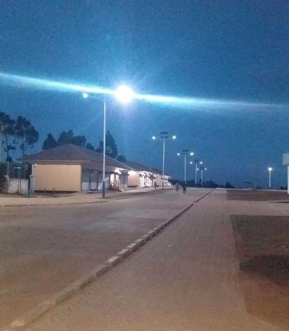 龙岗区非洲科特迪瓦太阳能路灯工程